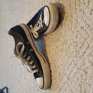 Black Converse size 7